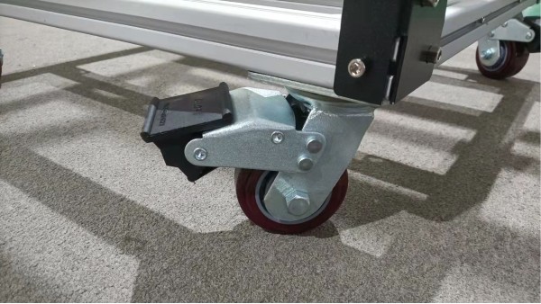 鋁型材雙層門板車 鋁型材雙層門板車